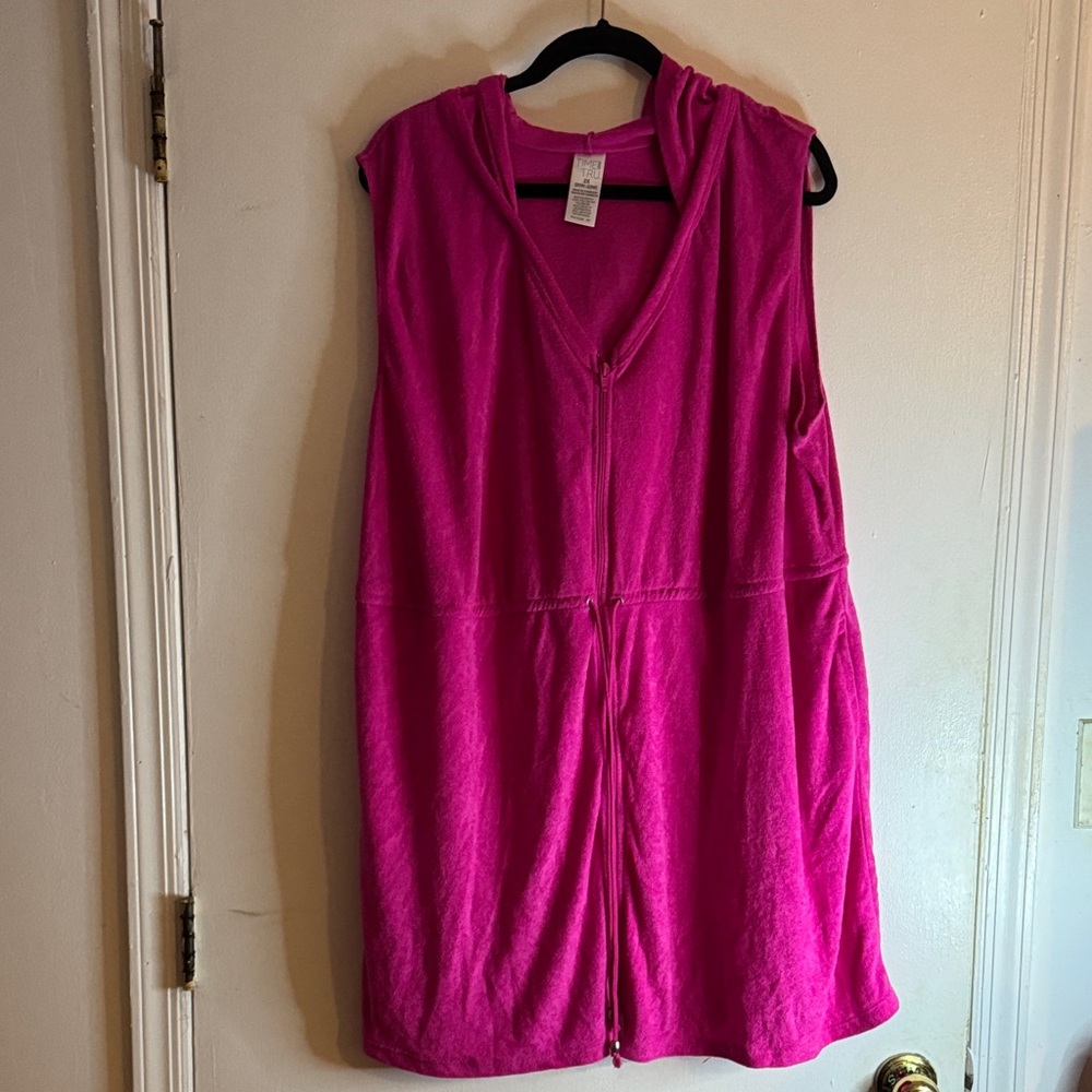 Time and Tru Fuchsia Hooded Coverup
